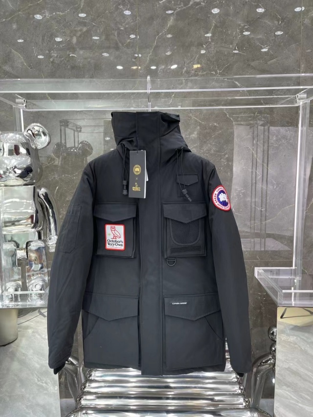 캐나다구스 CANADAGOOSE 남여공용 패딩 CS0313