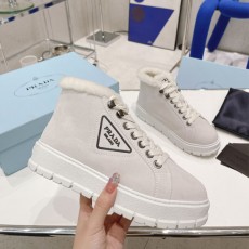 프라다 PRADA 여성 양털 부츠 PR01735