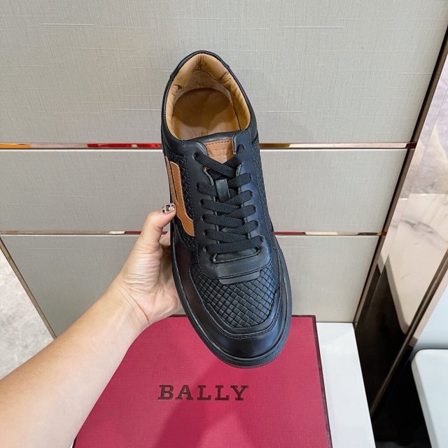 발리 BALLY 남성 리프트 스니커즈 BY0397