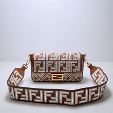 펜디 FENDI 여성 바게트백  FD0819