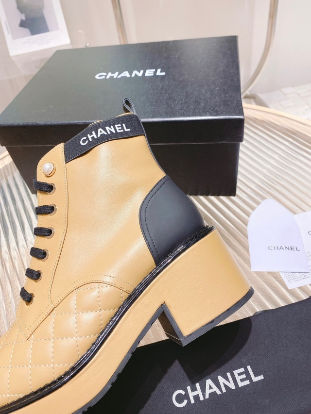 샤넬 CHANEL 레이스업 부츠 C01940