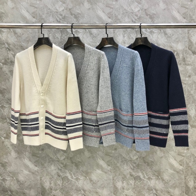 톰브라운 THOMBROWNE 남성 가디건 T4208