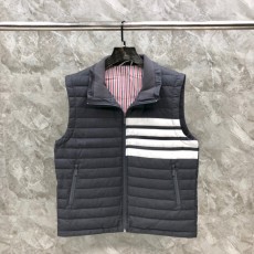 톰브라운 THOMBROWNE 남성 패딩 조끼 T4198