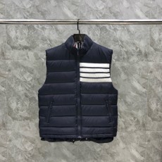 톰브라운 THOMBROWNE 남성 패딩 조끼 T412