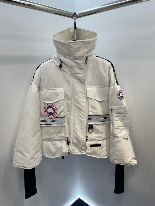 캐나다구스 CANADAGOOSE 여성 스노우만트라 패딩 CS0332