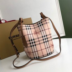 버버리 BURBERRY 스몰 버킷백  2888380 BB0809