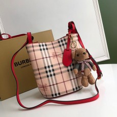 버버리 BURBERRY 스몰 버킷백  2888380 BB0810