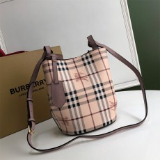 버버리 BURBERRY 스몰 버킷백  2888380 BB0811