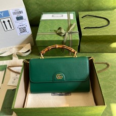 구찌 GUCCI 다이애나 스몰 체인 숄더백 675795 GU01928