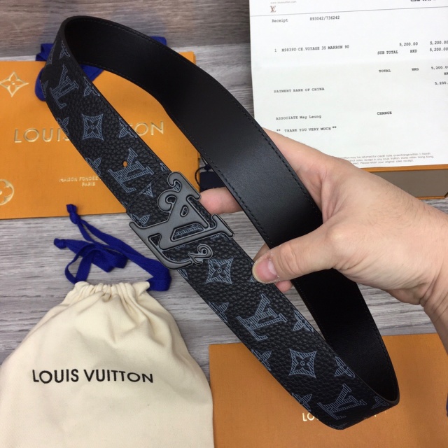 루이비통 LOUIS VUITTON 남성 벨트 LV0538