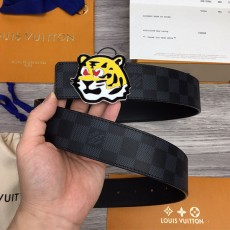 루이비통 LOUIS VUITTON 남성 벨트 LV0548