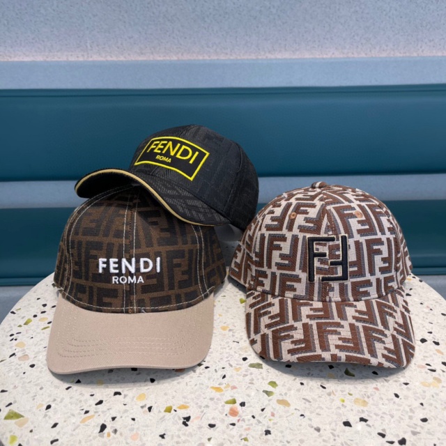 펜디 FENDI 남여공용 볼캡 모자 F0079