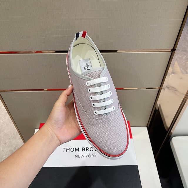 톰브라운 THOMBROWNE 남성 헤리티지 스니커즈 TB103