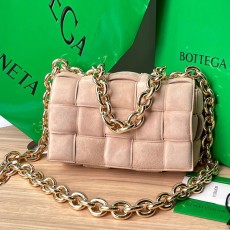 보테가 BOTTEGA VENETA  체인 카세트백 631421 BO0790