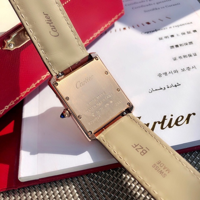 까르띠에 CARTIER 여성 탱크 루이 CT0110