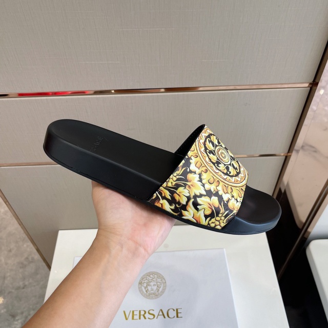 베르사체 VERSACE 남성 슬리퍼 VS0188