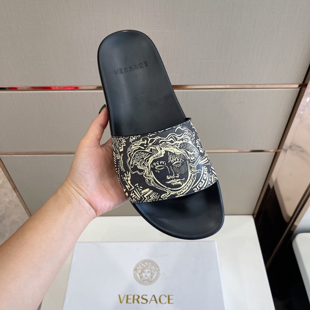 베르사체 VERSACE 남성 슬리퍼 VS0190