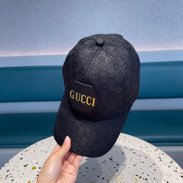 구찌 GUCCI 남여공용 볼캡 모자 GU0262