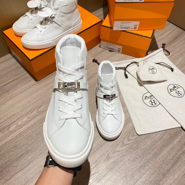 에르메스 HERMES 남여공용 데이켈리 스니커즈 H08487