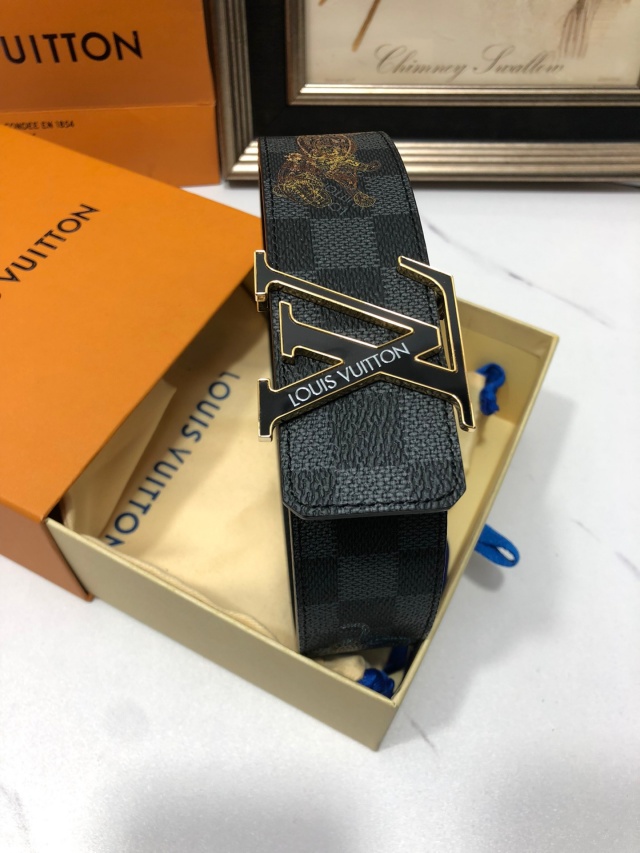 루이비통 LOUIS VUITTON 남성 벨트 LV0613