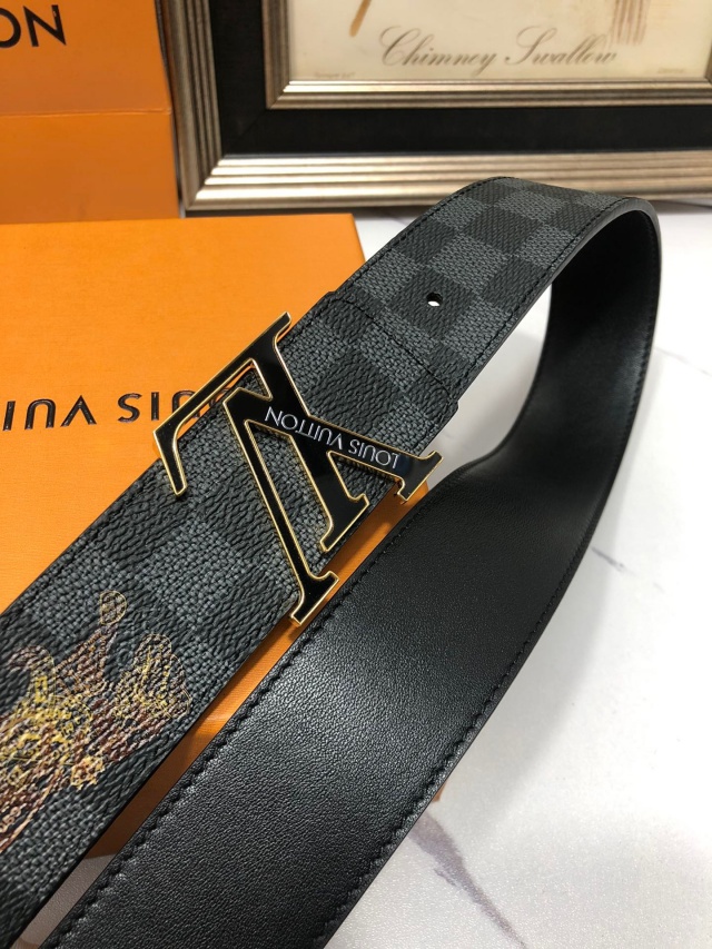 루이비통 LOUIS VUITTON 남성 벨트 LV0613