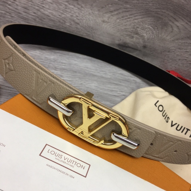 루이비통 LOUIS VUITTON 여성 벨트 LV0605