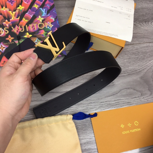 루이비통 LOUIS VUITTON 남성 벨트 LV0619