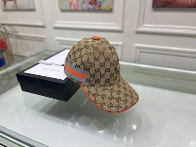 구찌 GUCCI 남여공용 볼캡 모자 GU0267