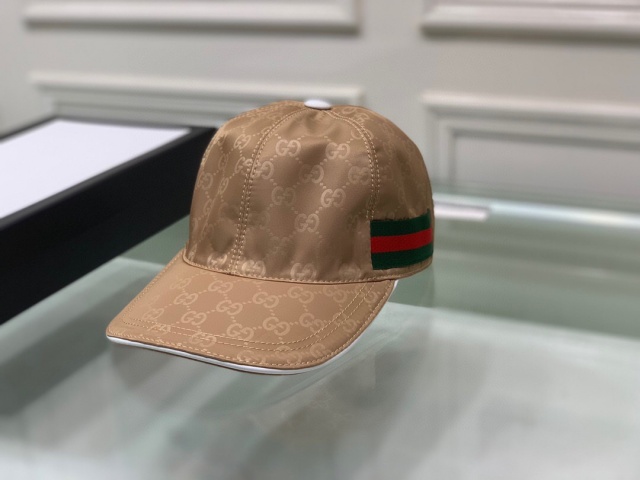 구찌 GUCCI 남여공용 볼캡 모자 GU0273