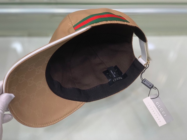 구찌 GUCCI 남여공용 볼캡 모자 GU0273