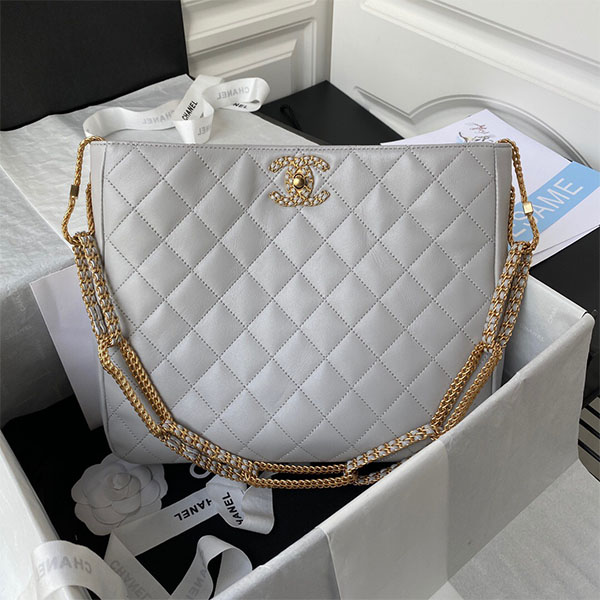 샤넬 CHANEL 램스킨 쇼퍼백 AS2977 C2295