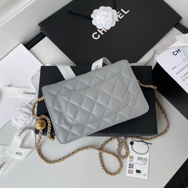 샤넬 CHANEL 골드볼 WOC 램스킨 미니 크로스백 AP1450  C2276