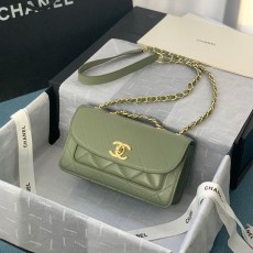 샤넬 CHANEL 체인 플랩 숄더백 AS2742 C2303