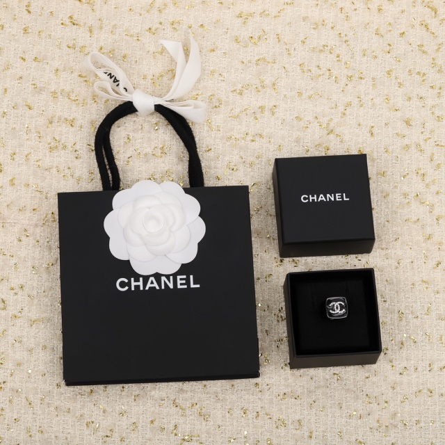 샤넬 CHANEL 반지 CN0093