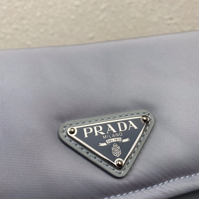 프라다 PRADA 패딩 리나일론 숄더백 1BD313 PD0759