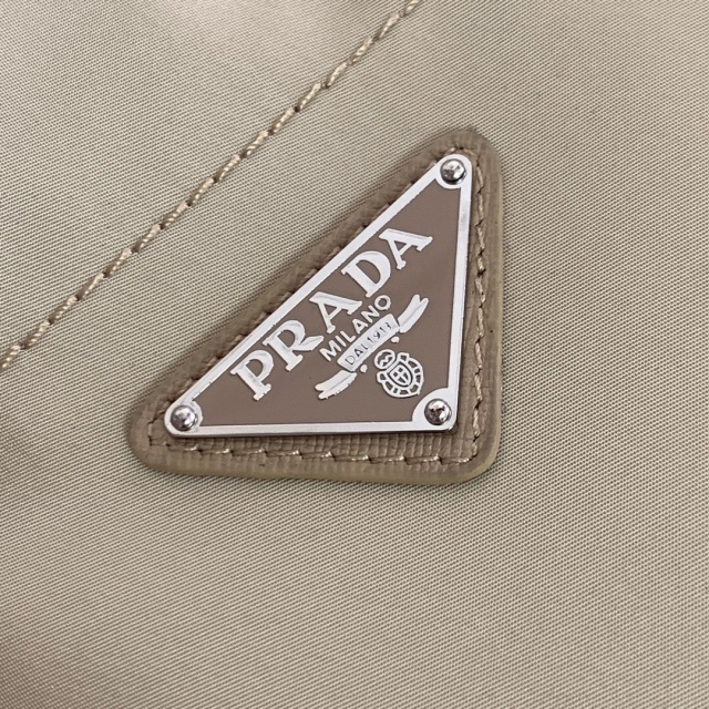 프라다 PRADA 삼각로고 리나일론 토트백 1BG107 PD0798