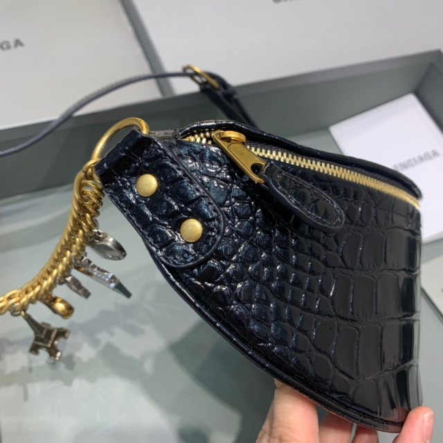 발렌시아가 Balenciaga 여성 숄더백 BC0551