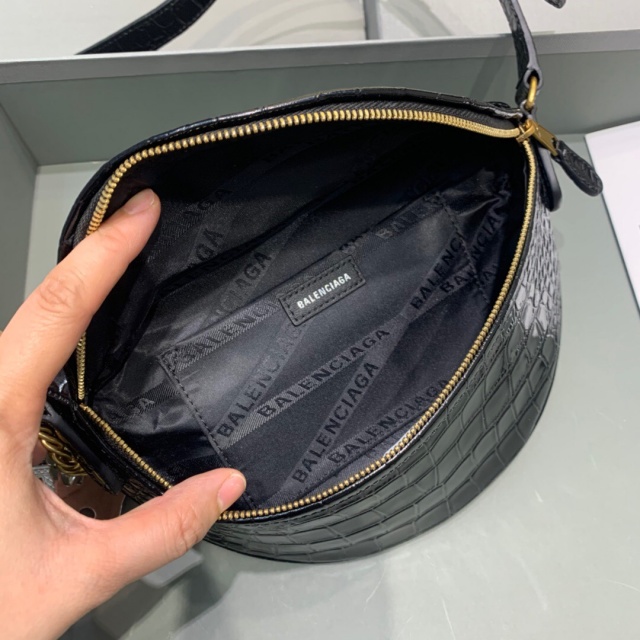 발렌시아가 Balenciaga 여성 숄더백 BC0551