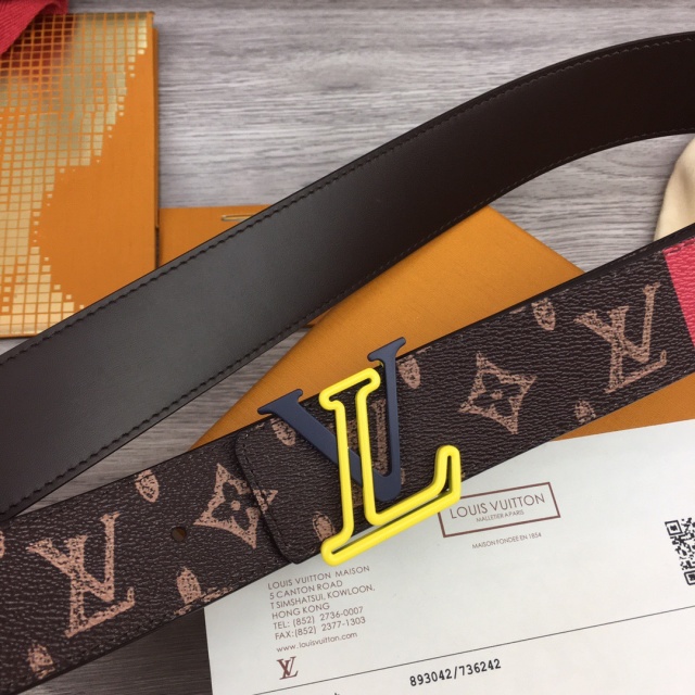 루이비통 LOUIS VUITTON 남성 벨트 LV0628