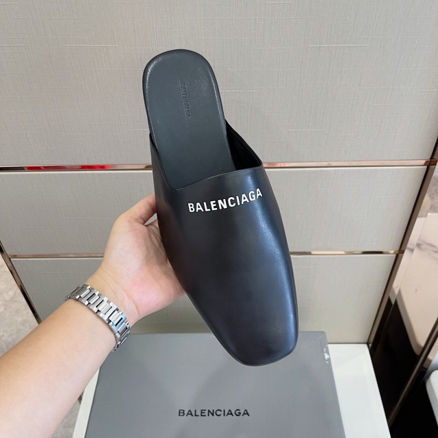 발렌시아가 Balenciaga 남성 로퍼 슬리퍼  BG0710