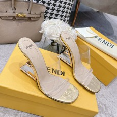 펜디 FENDI 여성 웨지힐 샌들 F169