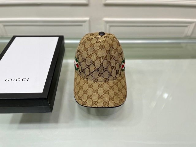 구찌 GUCCI 남여공용 볼캡 모자 GU0283