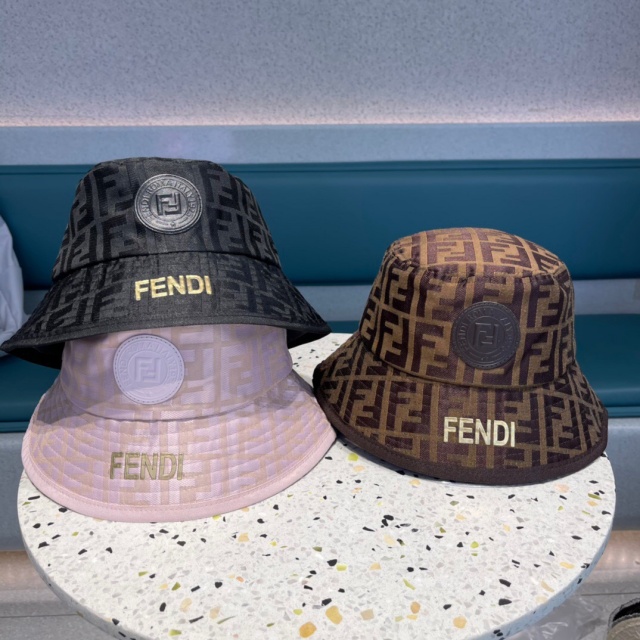 펜디 FENDI 여성 벙거지 모자 F0099