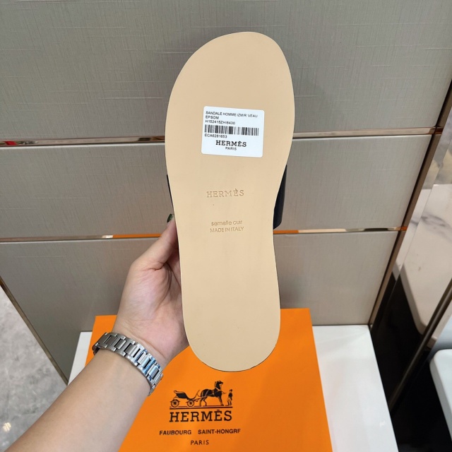 에르메스 HERMES 남성 이즈미르 슬리퍼 H08555