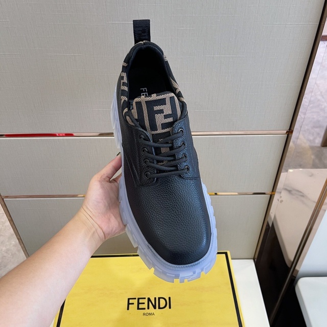 펜디 FENDI 남성 레이스업 슈즈 F172