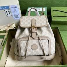 구찌 GUCCI 인터로킹 G 백팩 674147 GU02121