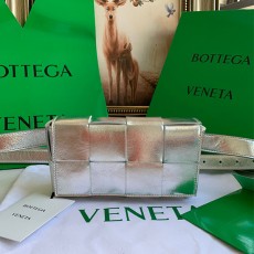 보테가 BOTTEGA VENETA 벨트 카세트백 639367 BO0831