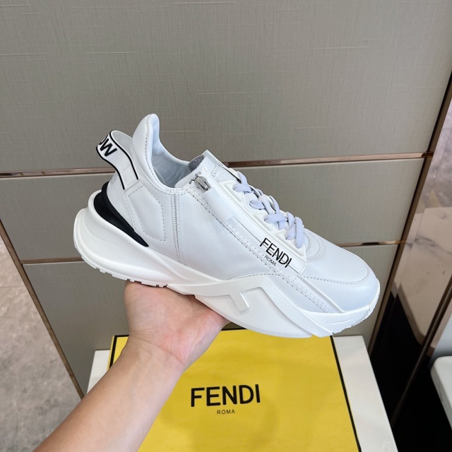 펜디 FENDI 남성 스니커즈 F188