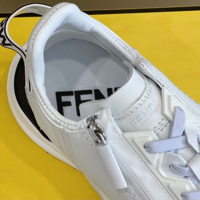 펜디 FENDI 남성 스니커즈 F188