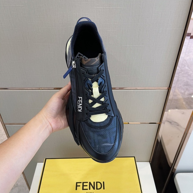 펜디 FENDI 남성 스니커즈 F190